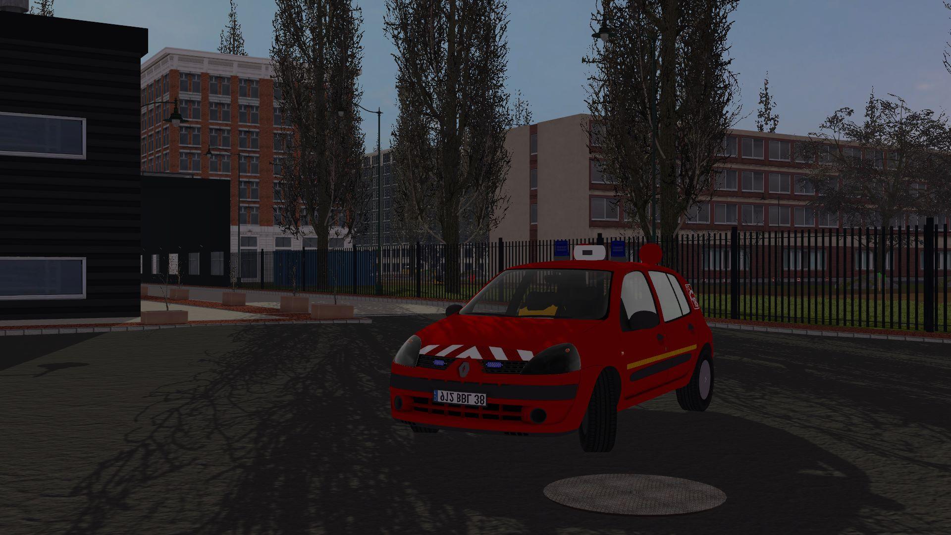 Gta 5 renault clio фото 80