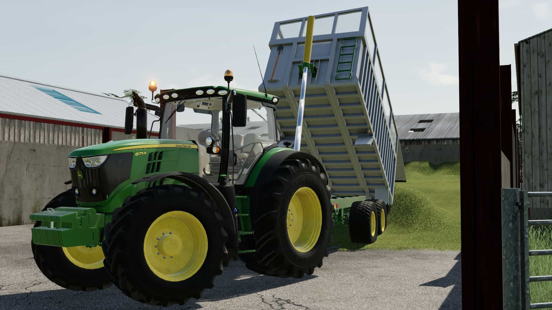 FS19 Old Style Grain and Silage Trailer.